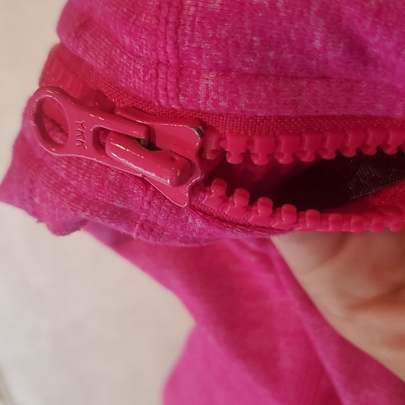 Lululemon vibrant pink zip sweater - Picture 6 of 7